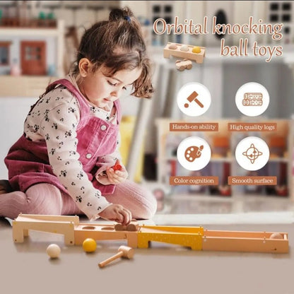 Bébé jouant avec un banc à marteler Montessori en bois, jouet éducatif favorisant la motricité fine, la coordination œil-main et la reconnaissance des couleurs