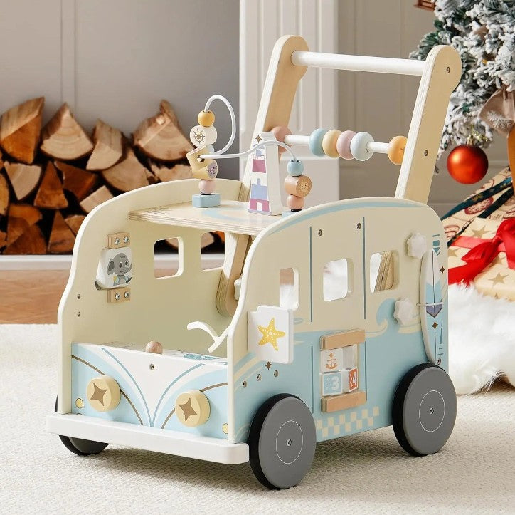 Trotteur en bois TravelBus pour bébé avec design Montessori et activités intégrées, jouet d’éveil favorisant la motricité, la coordination et l’apprentissage en toute sécurité
