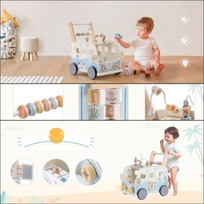 Trotteur en bois TravelBus pour bébé avec multiples activités Montessori intégrées, jouet d’éveil multifonction favorisant la motricité, la coordination et l’autonomie dès le plus jeune âge
